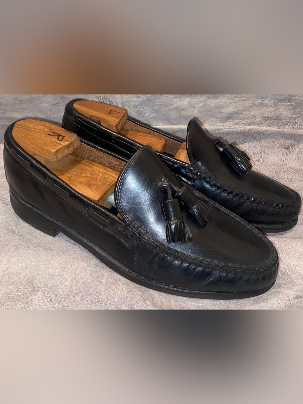 Vintage Quoddy Handsewn Camp Moccasins Tassel Loafers Venetian Maine 8.5 USA VTG